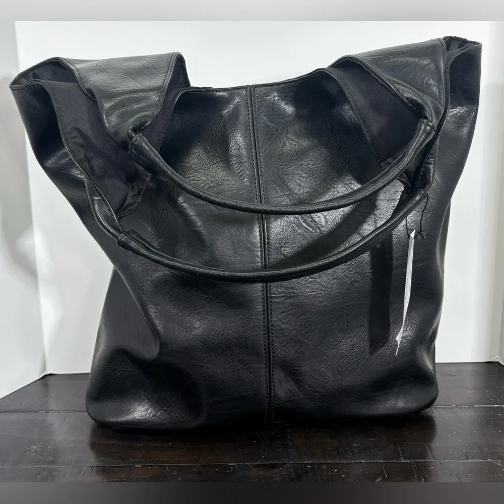 NWT The Drop Morgan Soft Hobo Tote - Black
